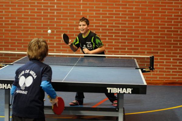 niños niñas tenis de mesa almaraz